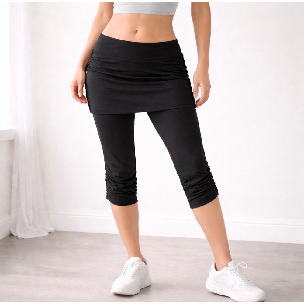 MNY Capri Ruched XL Women Active Y2K Black Skirted Leggings Ruched 
Pilates Core